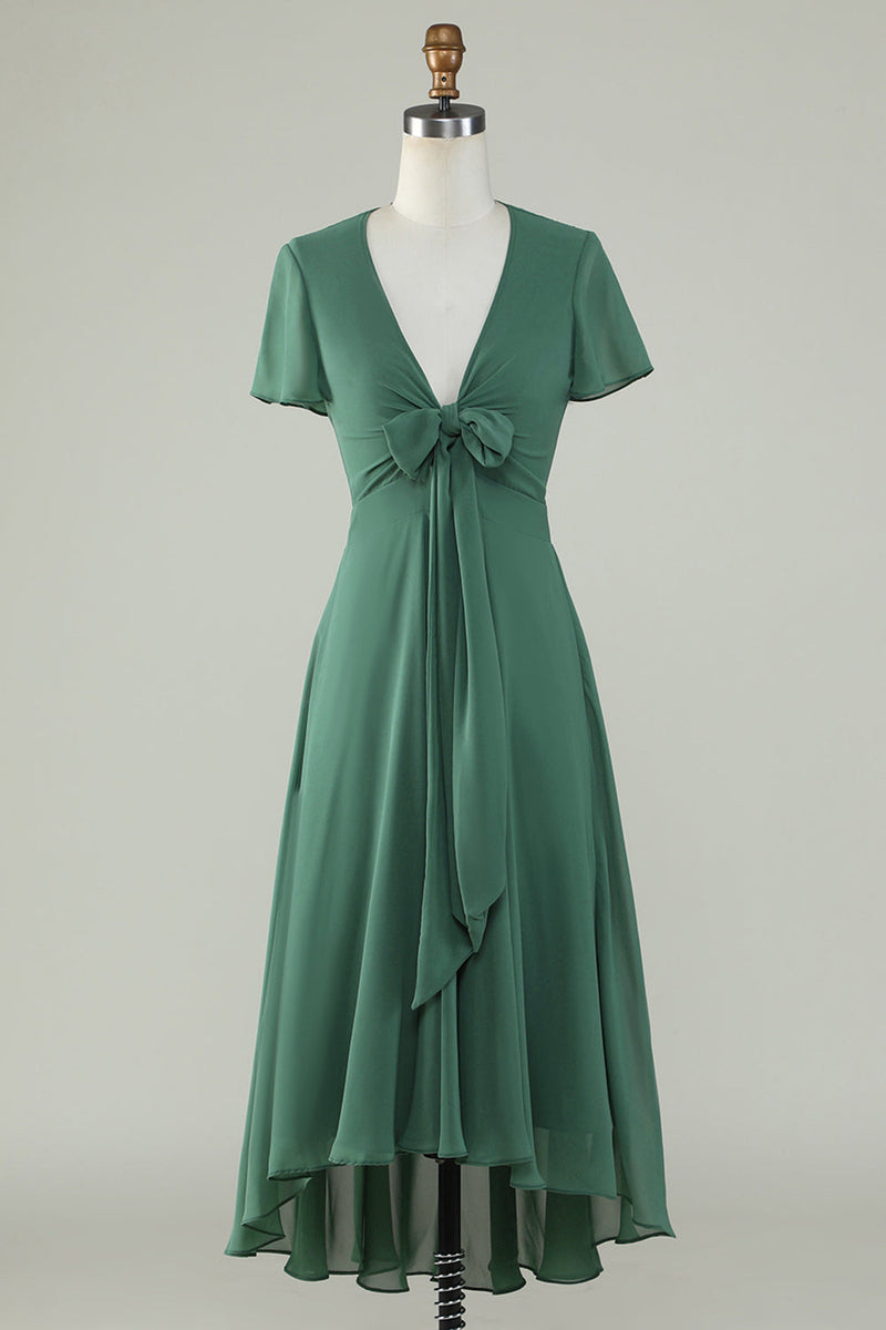 Laden Sie das Bild in den Galerie-Viewer, V-Ausschnitt Kurzarm Eukalyptus Brautjungfer Kleid mit Schleife