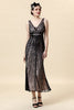 Laden Sie das Bild in den Galerie-Viewer, Rosa Pailletten Flapper Kleid mit 1920er Accessoires Set
