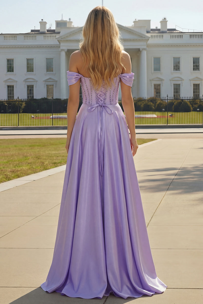 Laden Sie das Bild in den Galerie-Viewer, Schulterfreies Perlt Lila Korsett Langes Ballkleid mit Schlitz