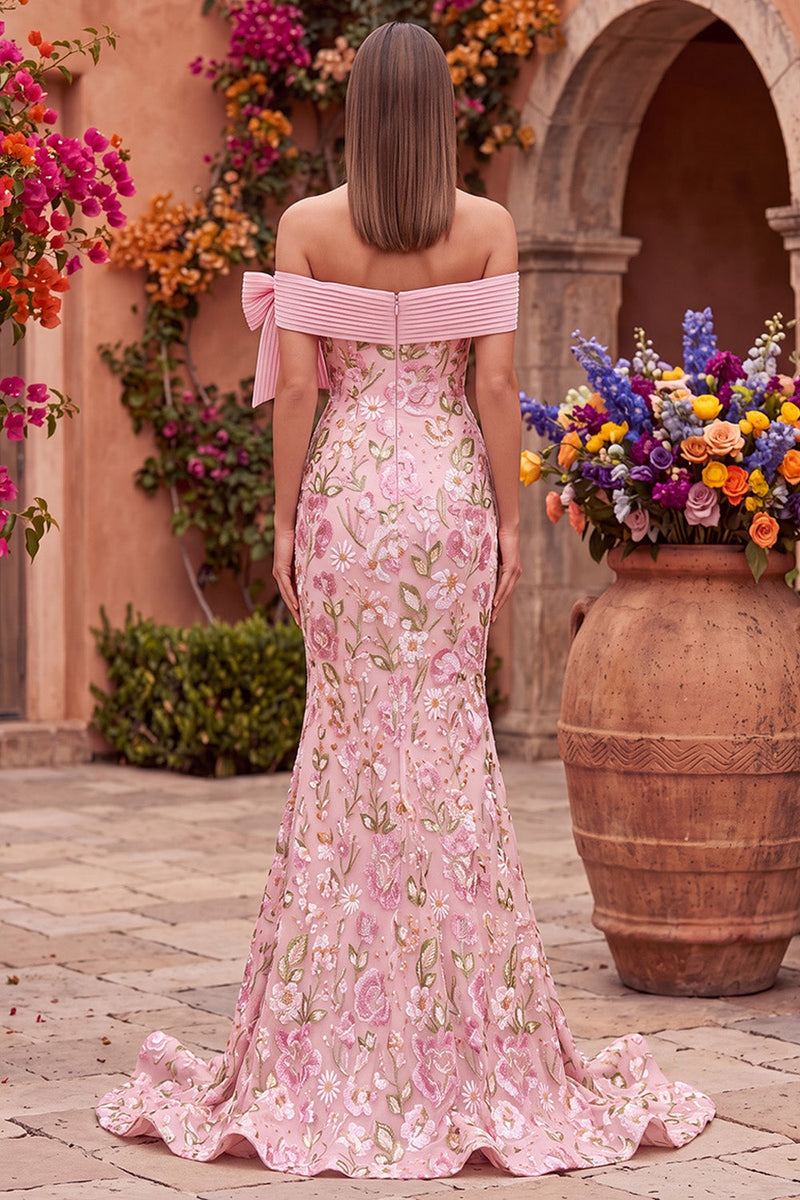 Laden Sie das Bild in den Galerie-Viewer, Off-the-shoulder Meerjungfrauen-Stickerei Pink Abschlussballkleid mit seitlichem Schlitz
