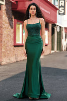 Laden Sie das Bild in den Galerie-Viewer, Meerjungfrau-Linie Rundhals Perlstickereien Neckholder Langes Ballkleid Dunkelgrünes