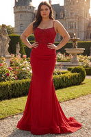 Laden Sie das Bild in den Galerie-Viewer, Meerjungfrau Neckholder Dunkelrotes Ballkleid mit Applikationen