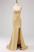 Laden Sie das Bild in den Galerie-Viewer, Meerjungfrauen Spaghettiträger  Fuchsia Korsett Ballkleid mit Schlitz