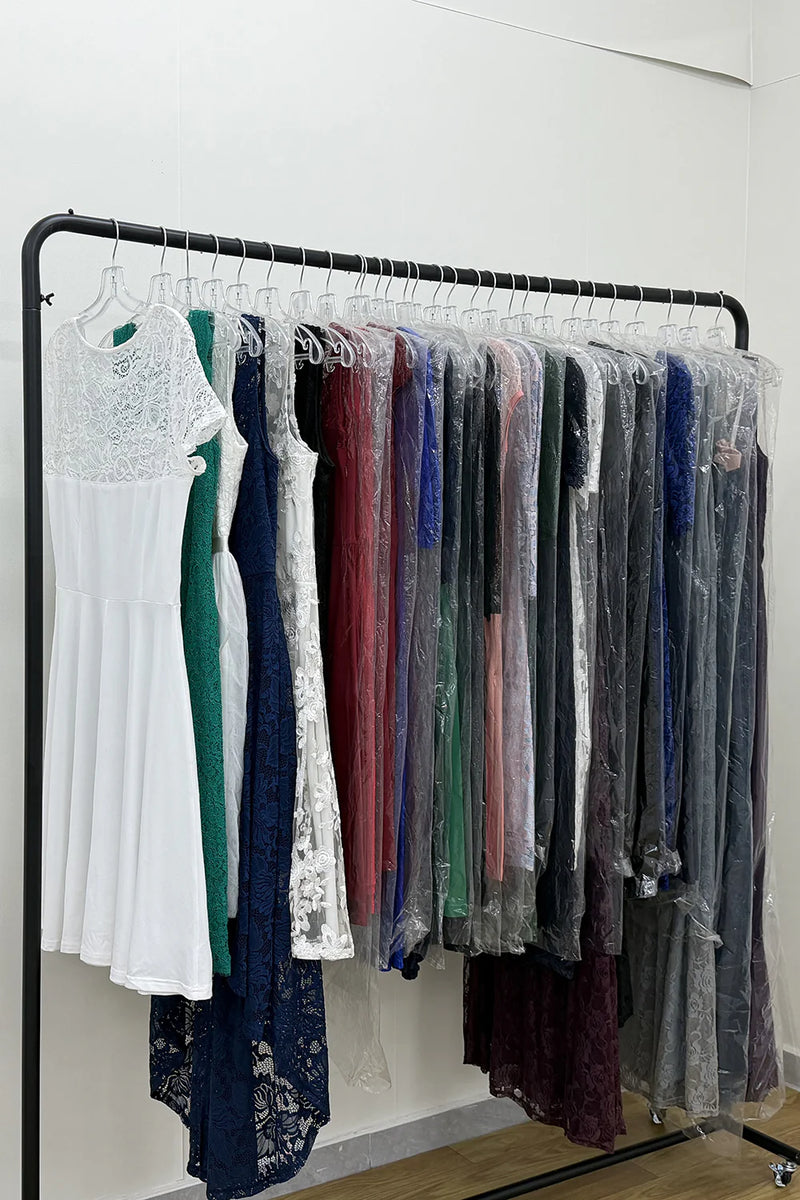 Laden Sie das Bild in den Galerie-Viewer, Spitzenkleid-Mystery-Box – Mehr Kaufen, Mehr Sparen