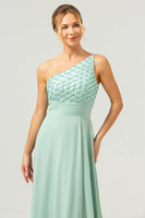 Laden Sie das Bild in den Galerie-Viewer, Glitzerndes grünes A-Linie Brautjungfernkleid aus Chiffon mit einer Schulter