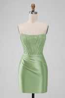 Laden Sie das Bild in den Galerie-Viewer, Funkelndes Rotes Trägerloses Bodycon Kurzes Abiballkleid mit Spitze