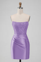 Laden Sie das Bild in den Galerie-Viewer, Funkelndes Rotes Trägerloses Bodycon Kurzes Abiballkleid mit Spitze