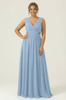 Laden Sie das Bild in den Galerie-Viewer, Staubiges Blaues Chiffon V-Ausschnitt A-Linie Langes Plus-Size Brautjungfernkleid mit Schnürung hinten