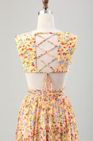 Laden Sie das Bild in den Galerie-Viewer, Gelbe kleine Blume A Linie V-Ausschnitt Plissee Rüschen Hochzeitsgastkleid