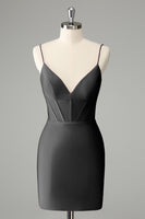 Laden Sie das Bild in den Galerie-Viewer, Fuchsia figurbetontes Spaghettiträger Satin Abiballkleid