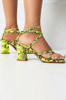 Laden Sie das Bild in den Galerie-Viewer, Gelbe Klobige Absätze Knöchelriemen Sandalen