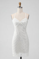 Laden Sie das Bild in den Galerie-Viewer, Weiße Pailletten Bodycon Kurzes Abiballkleid mit kreuz und quer gekreuztem Rücken