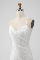 Laden Sie das Bild in den Galerie-Viewer, Weiße Pailletten Bodycon Kurzes Abiballkleid mit kreuz und quer gekreuztem Rücken