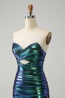 Laden Sie das Bild in den Galerie-Viewer, Glitzerndes blaues figurbetontes kurzes Abiballkleid mit Rüschen in Blaugrün