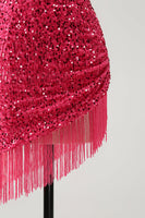 Laden Sie das Bild in den Galerie-Viewer, Glitzerndes fuchsia Pailletten Neckholder kurzes figurbetontes Abiballkleid mit Quasten