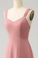 Laden Sie das Bild in den Galerie-Viewer, Ziegelrotes A-Linie Spaghettiträger langes Brautjungfernkleid mit Schlitz