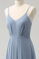 Laden Sie das Bild in den Galerie-Viewer, Grau Blau Chiffon Korsett A-Linie Spaghettiträger Plissee Langes Brautjungfernkleid