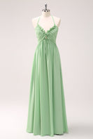 Laden Sie das Bild in den Galerie-Viewer, Hellgrünes A-Linie Neckholder Brautjungfernkleid mit Schnürung