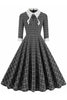 Laden Sie das Bild in den Galerie-Viewer, Schwarzes kariertes Vintage Kleid aus den 1950er Jahren mit halben Ärmeln