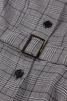 Laden Sie das Bild in den Galerie-Viewer, Graues kariertes Vintage Kleid mit Reversausschnitt aus den 1950er Jahren