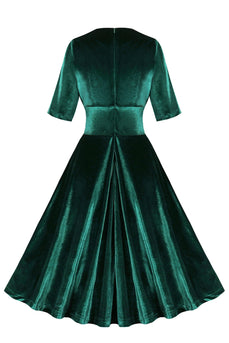 Dunkelgrünes Samtkleid mit V-Ausschnitt und Rüschen aus den 1950er Jahren