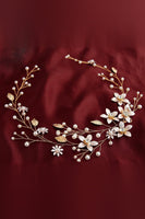 Laden Sie das Bild in den Galerie-Viewer, Perle Haarrebe Gold Kristall Blume Braut Haarschmuck