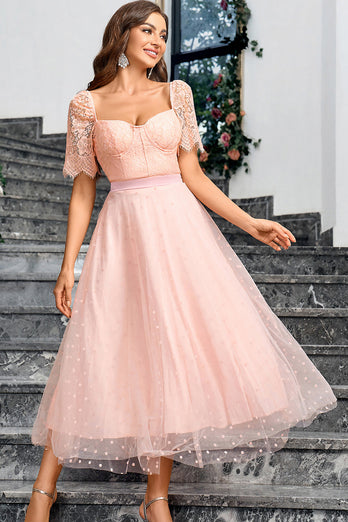 Rosa Maxikleid in A-Linie mit Spitze