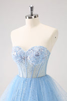 Laden Sie das Bild in den Galerie-Viewer, Himmelblaues A Linie Herzausschnitt Korsett Tüll Abiballkleid mit Pailletten