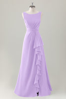 Laden Sie das Bild in den Galerie-Viewer, Dunkelblaues A-Linie langes Brautjungfernkleid mit Rüschen und Schlitz