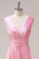 Laden Sie das Bild in den Galerie-Viewer, Rosa A-Linie Chiffon V-Ausschnitt langes Plissee Brautjungfernkleid