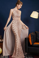 Laden Sie das Bild in den Galerie-Viewer, Goldenes Glitzer A-Linie Spaghettiträger Langes Ballkleid mit Perlen