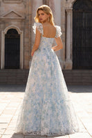 Laden Sie das Bild in den Galerie-Viewer, Hellblaues A-Linie Ballkleid mit Blumendruck und Flügelärmeln