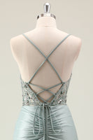 Laden Sie das Bild in den Galerie-Viewer, Glitzerndes Staubiges Grünes Meerjungfrauen Pailletten Spaghettiträger Langes Ballkleid mit Schlitz