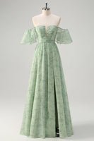 Laden Sie das Bild in den Galerie-Viewer, Zapaka Damen Dusty Sage Ballkleid mit Schlitz A-Linie Schulterfreies Druck Langes Hochzeitspartykleid