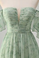 Laden Sie das Bild in den Galerie-Viewer, Dusty Sage A Linie Schulterfreies Drucken Langes Ballkleid mit Schlitz
