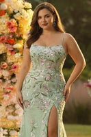 Laden Sie das Bild in den Galerie-Viewer, Grünes Meerjungfrauen Korsett Besticktes Langes Plus Size Ballkleid mit Schlitz
