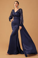 Laden Sie das Bild in den Galerie-Viewer, Marineblaues Meerjungfrauen Pailletten Langärmeliges Chorkleid mit Seitenumhang