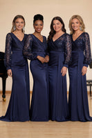 Laden Sie das Bild in den Galerie-Viewer, Marineblaues Meerjungfrauen Pailletten Langärmeliges Chorkleid mit Seitenumhang