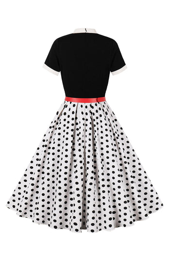 A Linie Schwarzes Polka Dots Kurzarm Kleid aus den 1950er Jahren mit Gürtel