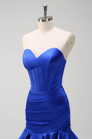 Laden Sie das Bild in den Galerie-Viewer, Königsblaues Meerjungfrau trägerloses Korsett gestuftes Ballkleid