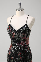 Laden Sie das Bild in den Galerie-Viewer, Schwarzes Meerjungfrau Spaghettiträger Appliziertes langes Ballkleid mit Pailletten