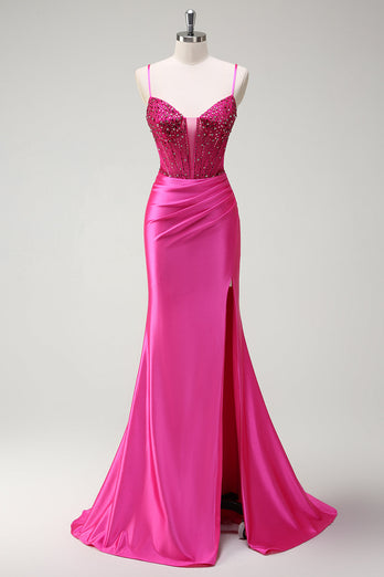 Glitzerndes fuchsia Meerjungfrau Spaghettiträger Perlenbesetztes Satin Langes Ballkleid mit Schlitz