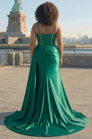 Laden Sie das Bild in den Galerie-Viewer, Glitzerndes Königsblaues Meerjungfrauen gerafftes Satin Langes Ballkleid mit Schlitz