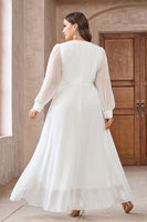 Laden Sie das Bild in den Galerie-Viewer, Weißes A-Linie Wickelkleid mit langen Ärmeln Hoch niedrig Partykleid