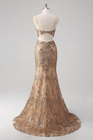 Laden Sie das Bild in den Galerie-Viewer, Champagner Meerjungfrau Spaghettiträger Pailletten Hollow Out Ballkleid