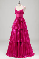 Laden Sie das Bild in den Galerie-Viewer, Glitzerndes A-Linie Fuchsia gestuftes Metallic Ballkleid mit Spaghettiträgern
