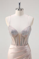 Laden Sie das Bild in den Galerie-Viewer, Blush Spaghettiträger Meerjungfrau Korsett Perlenbesetztes langes Ballkleid