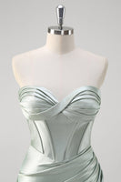 Laden Sie das Bild in den Galerie-Viewer, Matcha Meerjungfrau Herzausschnitt Satin Rüschen Langes Korsett Ballkleid mit Schlitz