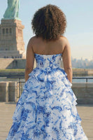 Laden Sie das Bild in den Galerie-Viewer, Blau Weiß Blumen Stufen Langes Übergröße Ballkleid mit Schlitz