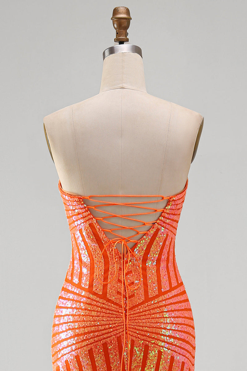 Laden Sie das Bild in den Galerie-Viewer, Glitzerndes Orange Meerjungfrauen Pailletten Trägerloses Langes Abschlussballkleid mit Schlitz